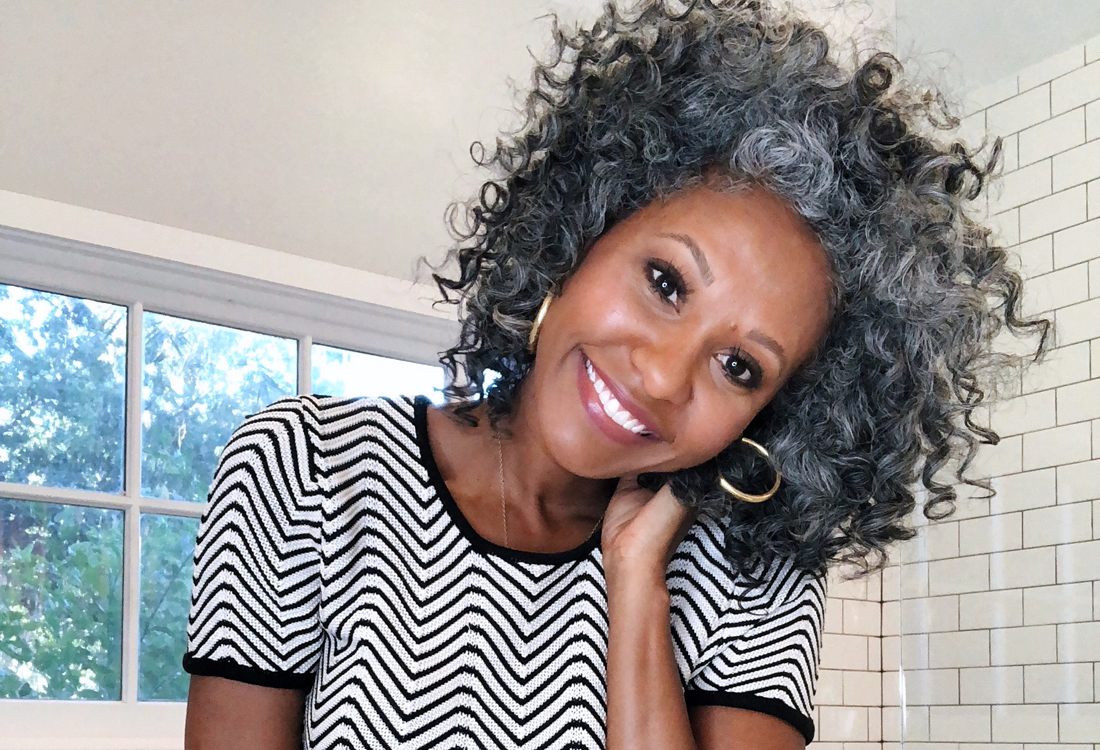 How to Restore Curls Between Washes